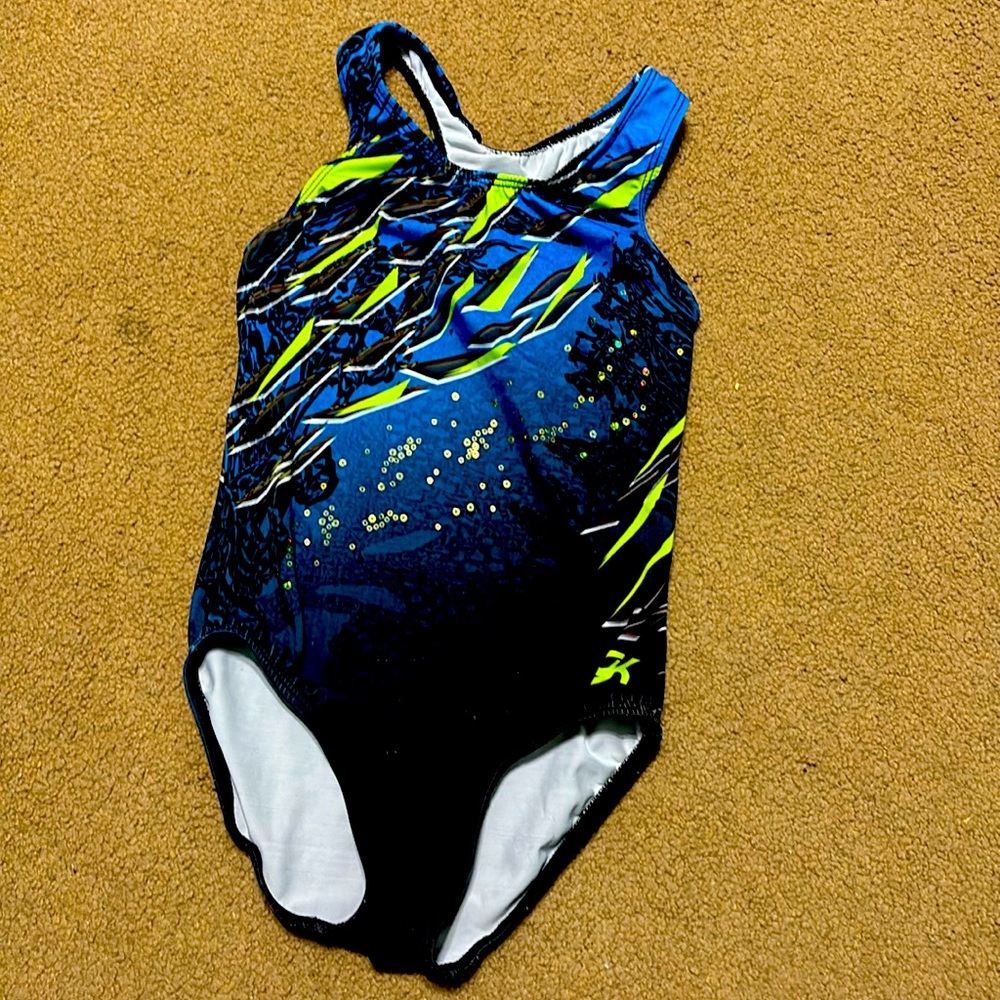 GK leo child medium